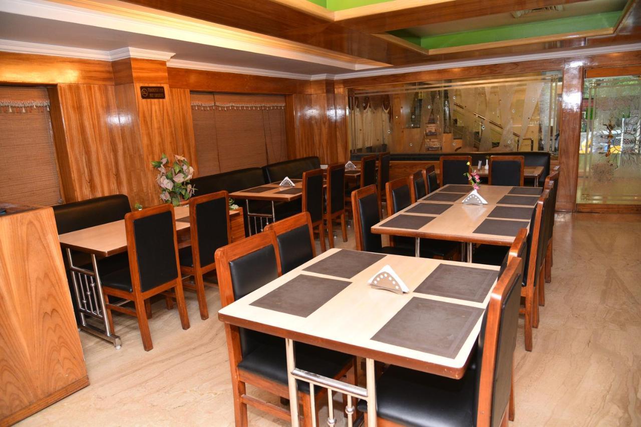 Hotel Sona'S Tiruchirappalli エクステリア 写真